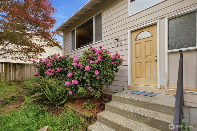 21627 9th Place W, Bothell, WA 98021