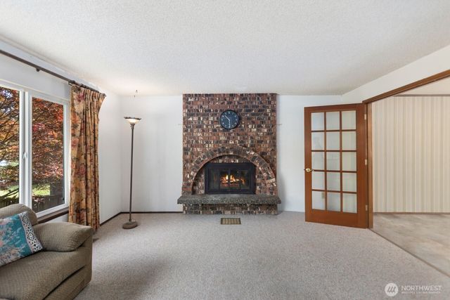 21627 9th Place W, Bothell, WA 98021