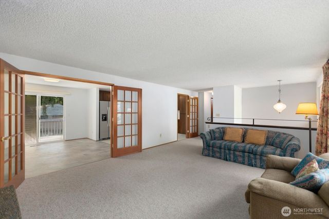 21627 9th Place W, Bothell, WA 98021