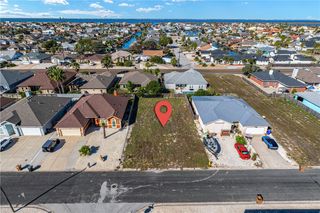 15121 Crossjack St, Corpus Christi, TX 78418