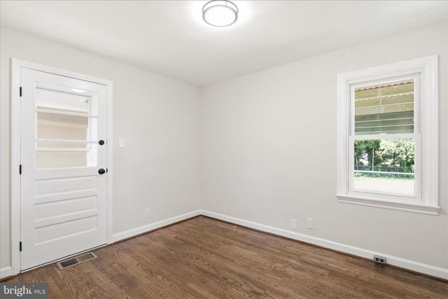 11006 DECKER AVE, Hagerstown, MD 21740