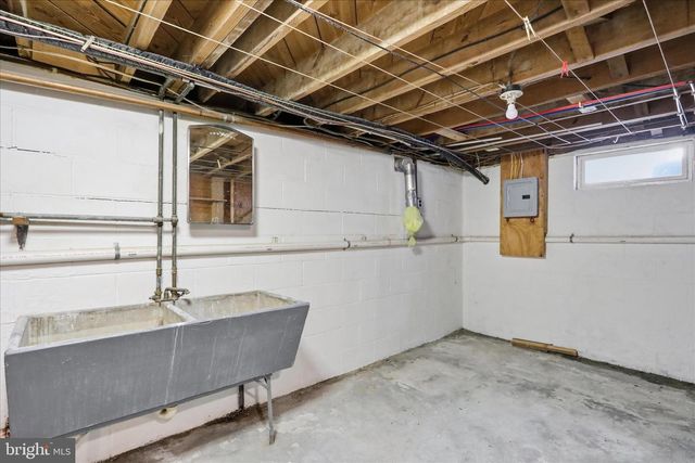 11006 DECKER AVE, Hagerstown, MD 21740