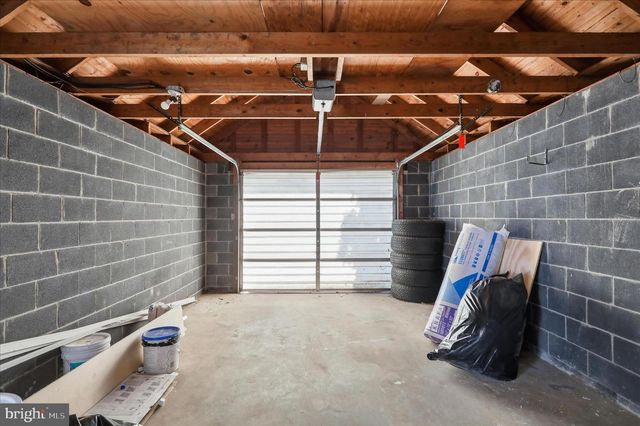 11006 DECKER AVE, Hagerstown, MD 21740