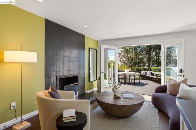 1119 1119 Miller Ave, Berkeley, CA 94708