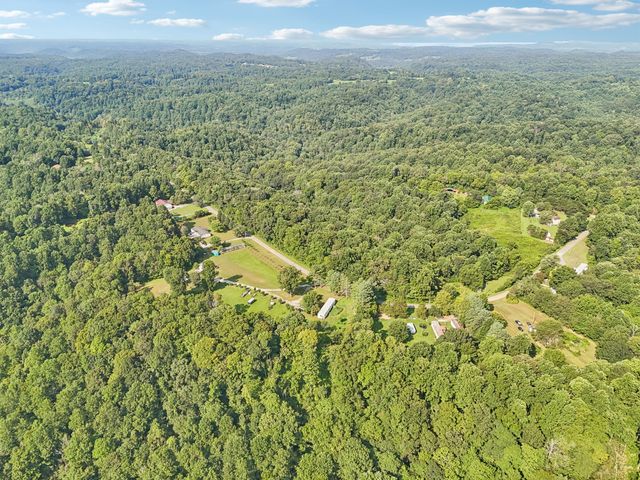 230 Moreland Rd, Manchester, TN 37355