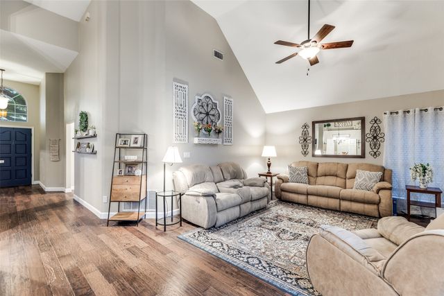 5020 Falcon Hollow Road, Mckinney, TX 75072