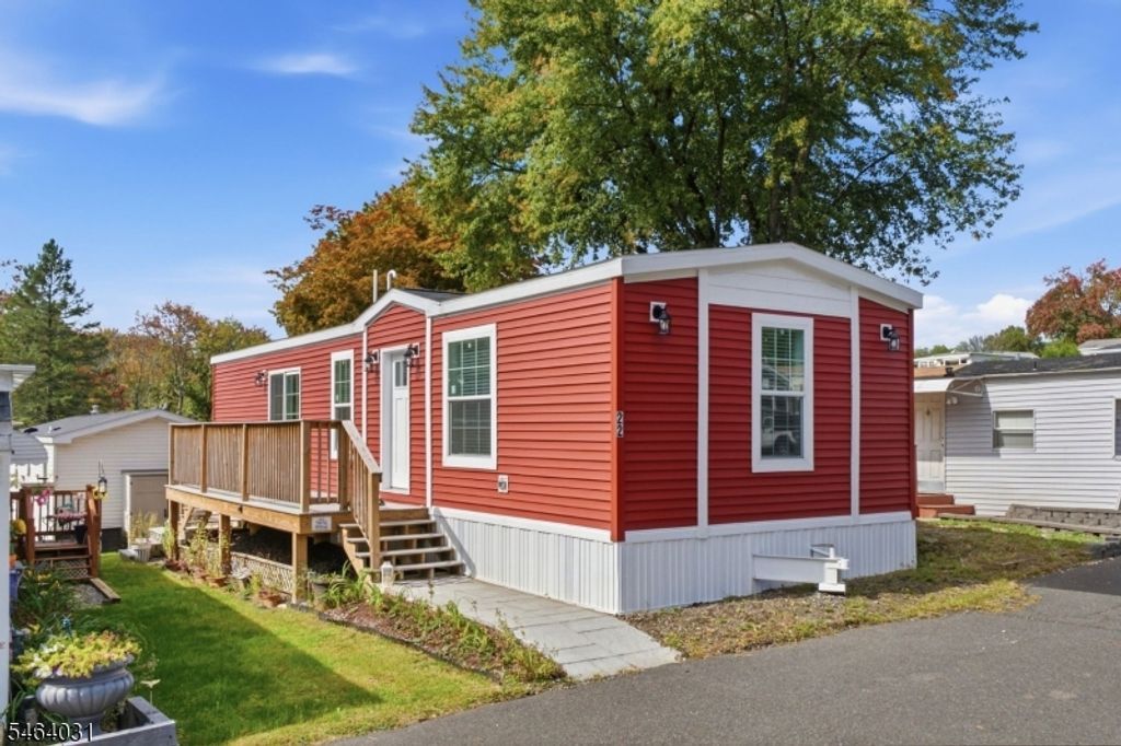195 W Main St, Unit 22 22, Chester Boro, NJ 07930 — exterior
