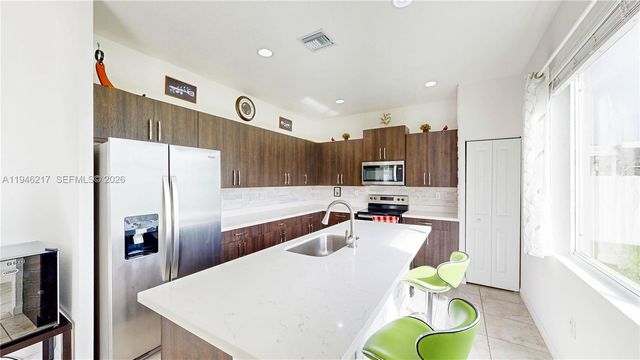 13374 SW 274th St, Homestead, FL 33032