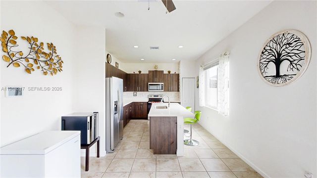 13374 SW 274th St, Homestead, FL 33032