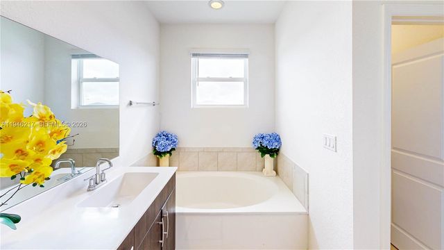 13374 SW 274th St, Homestead, FL 33032