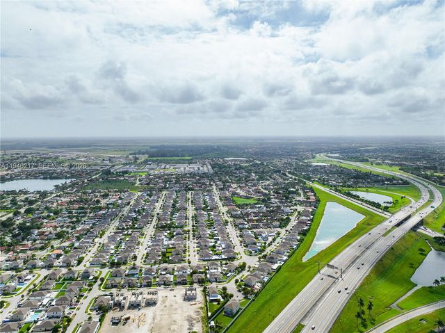 13374 SW 274th St, Homestead, FL 33032