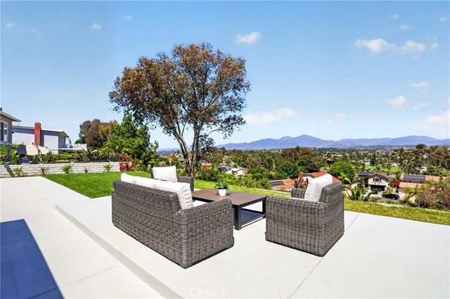 27182 Calle Del Cid, Mission Viejo, CA 92691