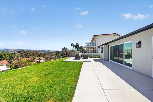 27182 Calle Del Cid, Mission Viejo, CA 92691