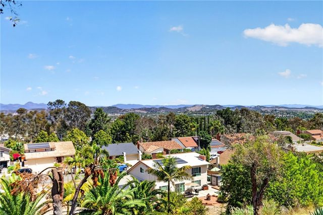 27182 Calle Del Cid, Mission Viejo, CA 92691