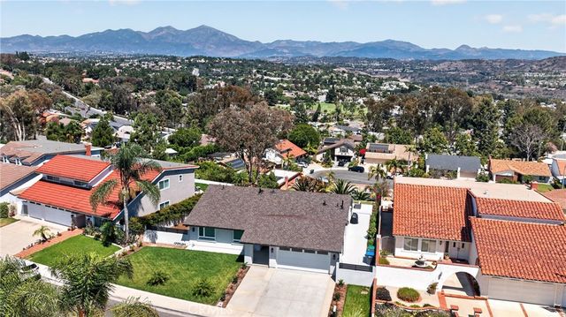 27182 Calle Del Cid, Mission Viejo, CA 92691