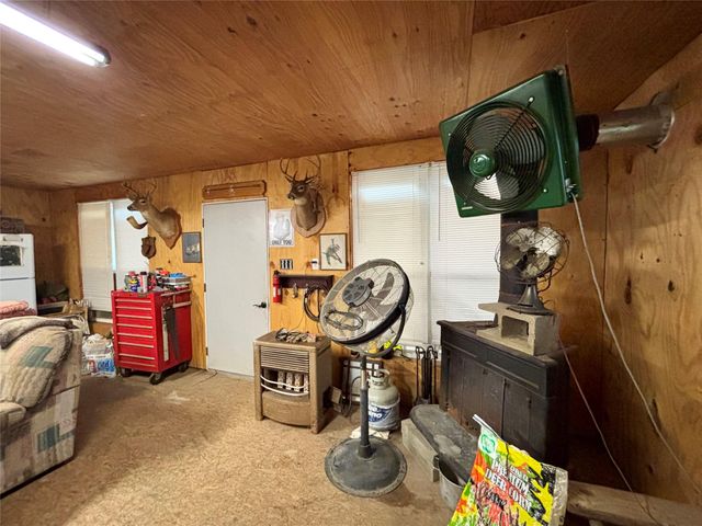 235 Private Road 6912, Colmesneil, TX 75938