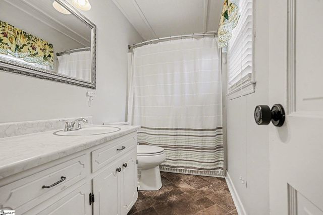 104 Owens Drive, Inman, SC 29349