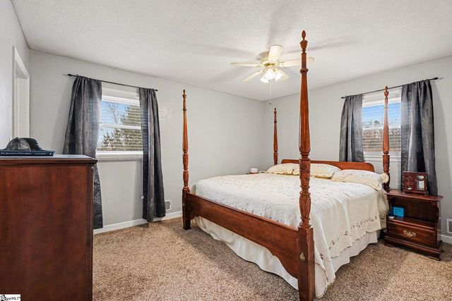 104 Owens Drive, Inman, SC 29349