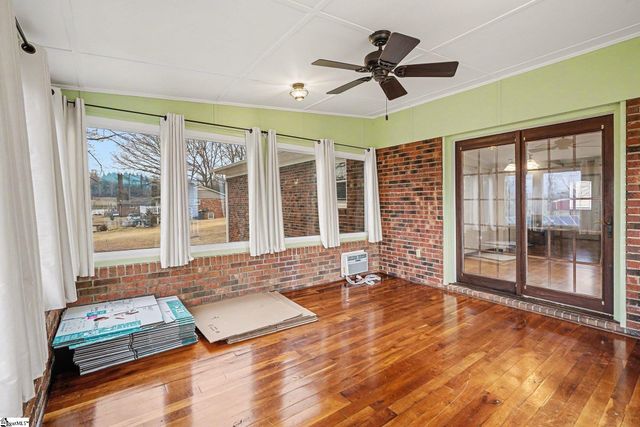 104 Owens Drive, Inman, SC 29349