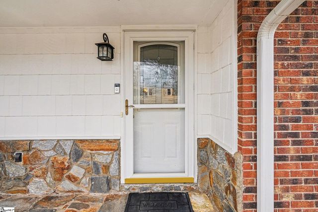 104 Owens Drive, Inman, SC 29349