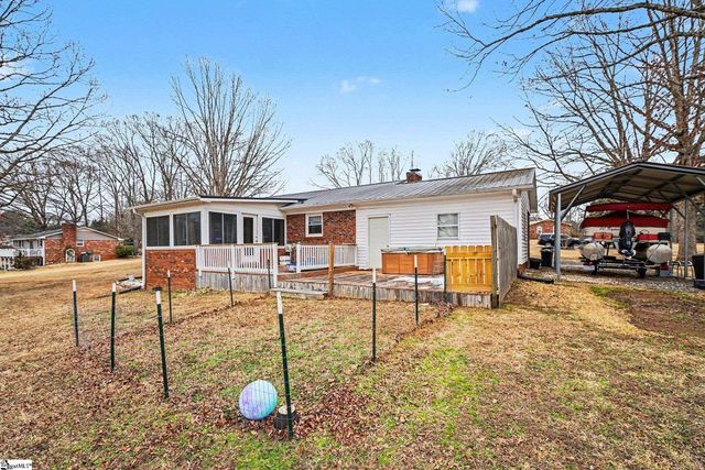 104 Owens Drive, Inman, SC 29349