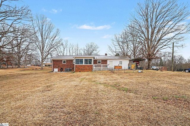 104 Owens Drive, Inman, SC 29349