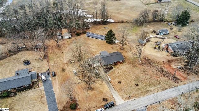 104 Owens Drive, Inman, SC 29349