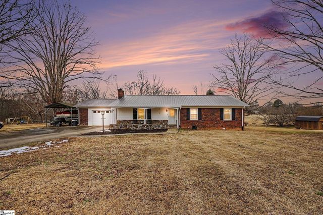 104 Owens Drive, Inman, SC 29349