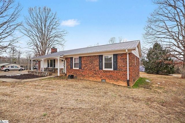 104 Owens Drive, Inman, SC 29349