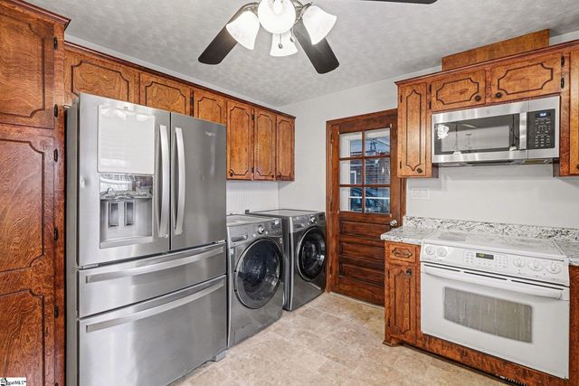 104 Owens Drive, Inman, SC 29349