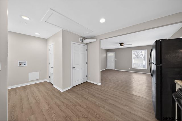 2010 Jackson Street, Bellevue, NE 68005