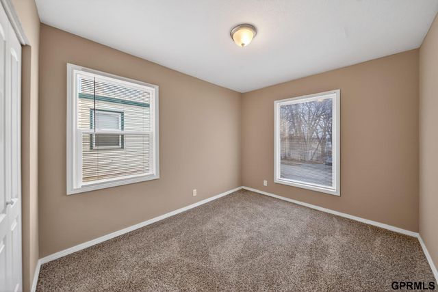 2010 Jackson Street, Bellevue, NE 68005