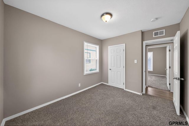 2010 Jackson Street, Bellevue, NE 68005