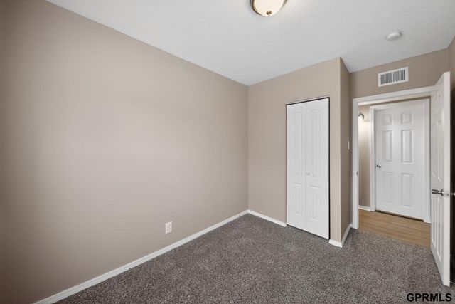 2010 Jackson Street, Bellevue, NE 68005