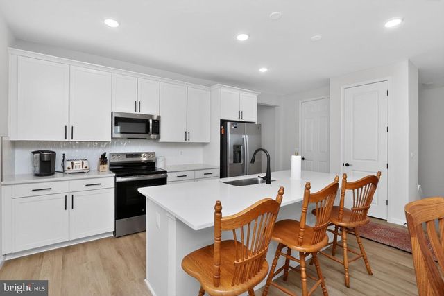 614 CLOVER LN SW, Orange, VA 22960