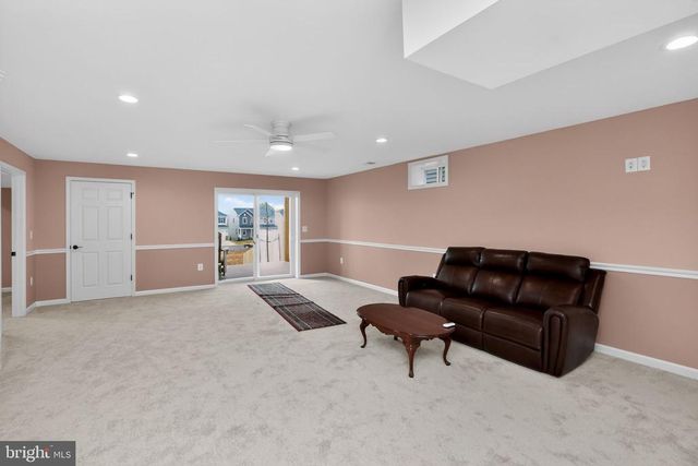 614 CLOVER LN SW, Orange, VA 22960