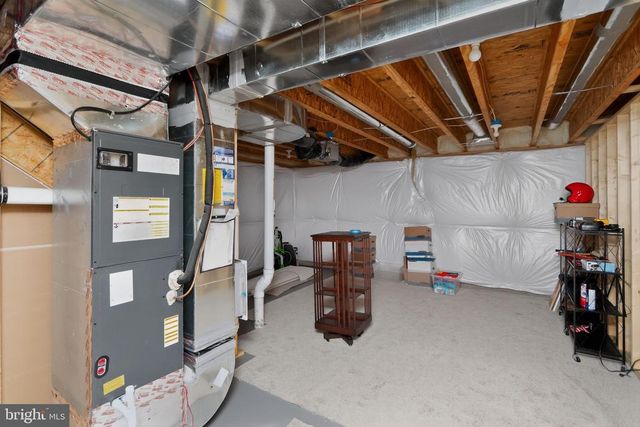 614 CLOVER LN SW, Orange, VA 22960