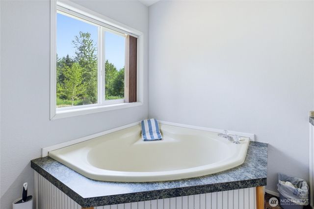 22901 59th Avenue E, Spanaway, WA 98387