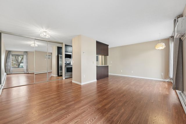 4110 Rahn Road 115, Eagan, MN 55122