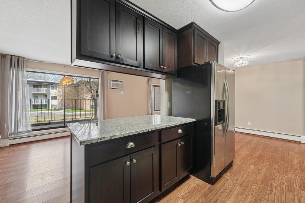 4110 Rahn Road 115, Eagan, MN 55122 — photo 3