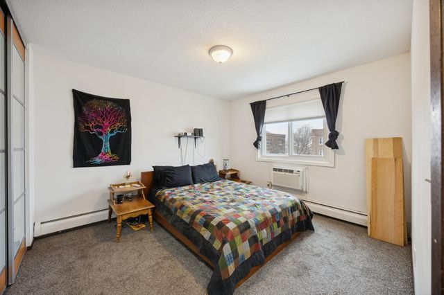 2616 Harriet Avenue 312, Minneapolis, MN 55408