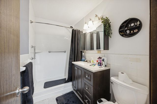 2616 Harriet Avenue 312, Minneapolis, MN 55408