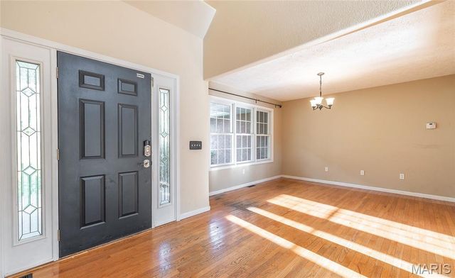 10625 Pine Needle Circle, Rolla, MO 65401