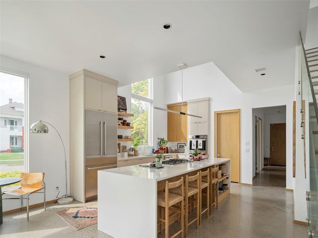 901 N Francis Avenue, Oklahoma City, OK 73106