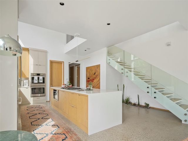 901 N Francis Avenue, Oklahoma City, OK 73106