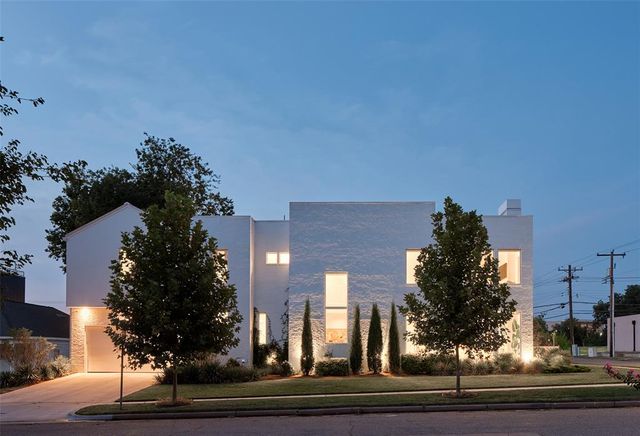 901 N Francis Avenue, Oklahoma City, OK 73106