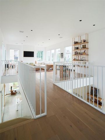 901 N Francis Avenue, Oklahoma City, OK 73106