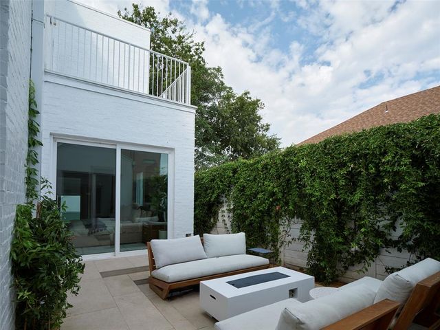 901 N Francis Avenue, Oklahoma City, OK 73106