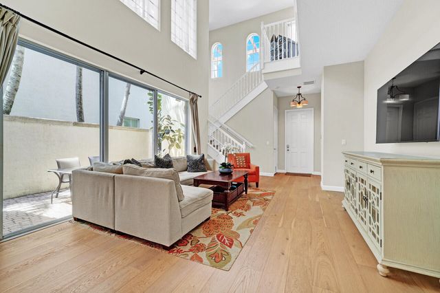 78 Stoney Drive, Palm Beach Gardens, FL 33410