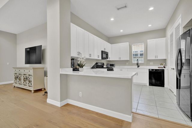78 Stoney Drive, Palm Beach Gardens, FL 33410